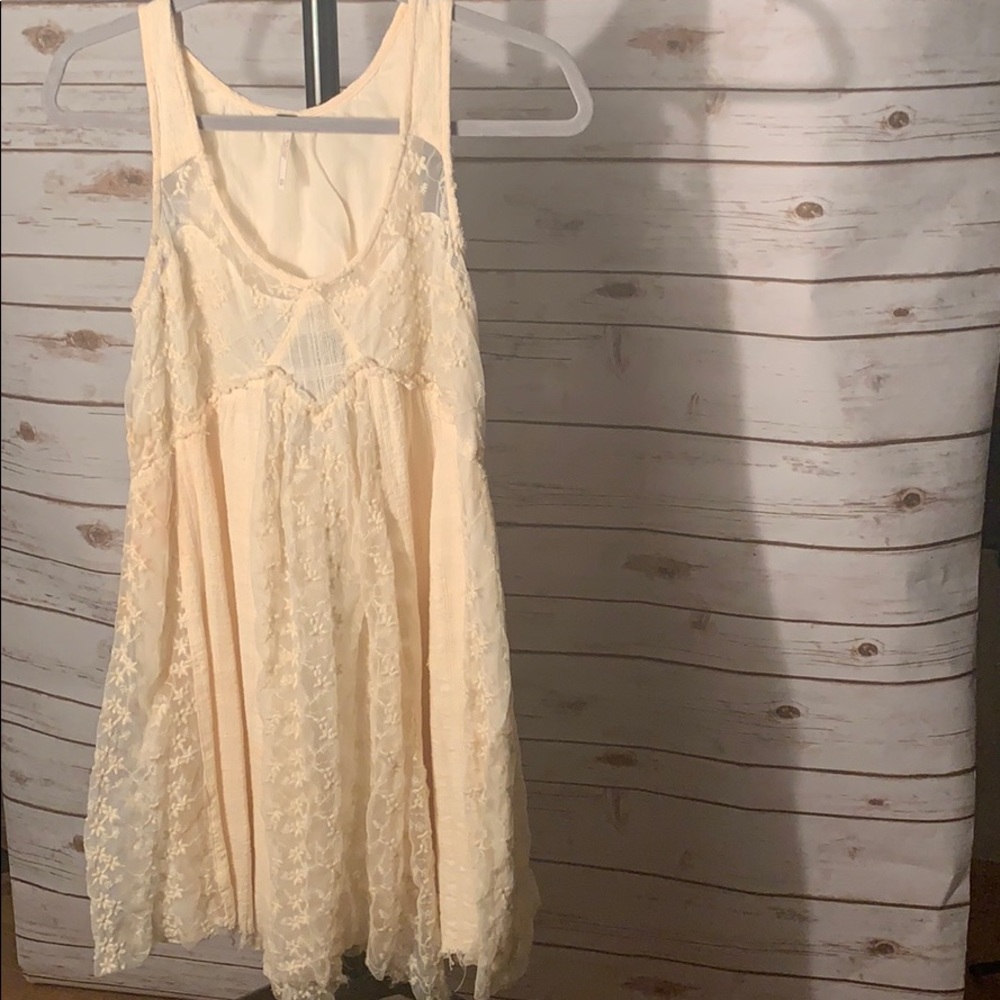 Freepeople- XS -(gently used ) cream dress